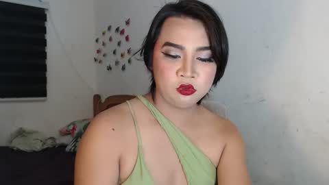 nellathegoodcummer online show from October 25, 1:55 pm