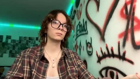 Alice online show from March 7, 7:58 pm