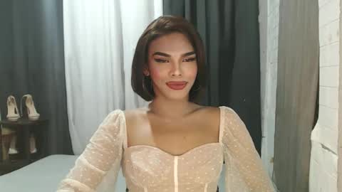 neomi online show from November 16, 12:29 pm