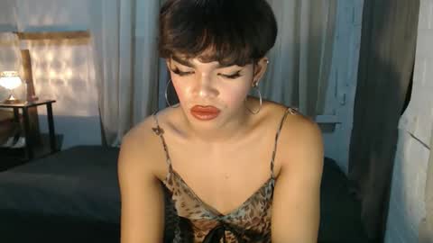 Snapshot of neomi_hardcock chatting on September 16, 12:18 pm neomi online show from September 16, 12:18 pm