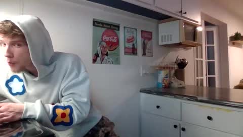 nephew_p online show from April 4, 10:28 pm