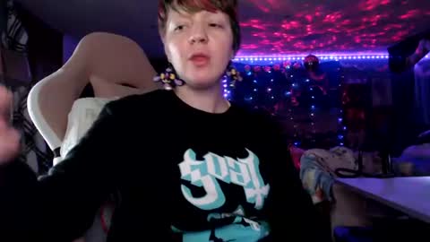 NerdySquirty online show from June 22, 6:43 am
