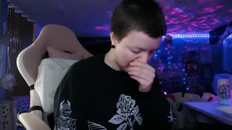 NerdySquirty online show from December 5, 9:30 am