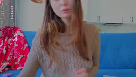 Nessa online show from August 3, 12:44 pm