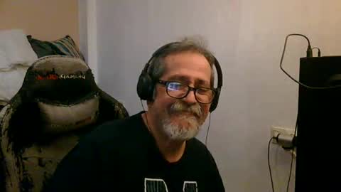 neron401 online show from April 17, 1:52 am