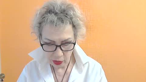 NessyJenixs online show from March 17, 3:17 pm