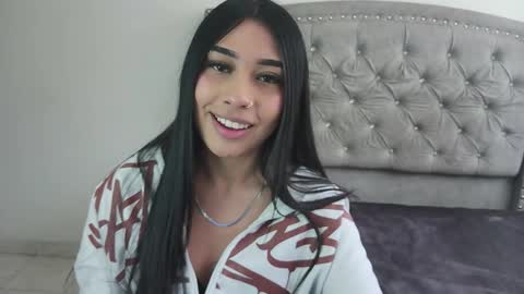 nesuko_kamado online show from November 18, 3:48 pm