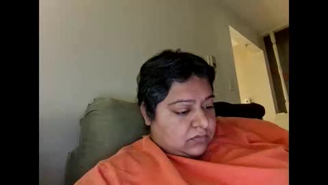 Snapshot of neverwiser chatting on October 18, 3:05 pm neverwiser online show from October 18, 3:05 pm