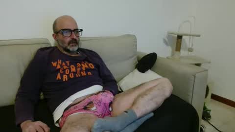 simi online show from December 20, 9:33 pm