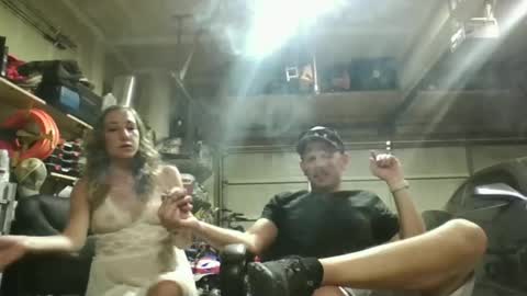 newcouple0911 online show from June 16, 4:16 am