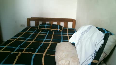 Lucy Pearl online show from February 25, 5:30 am