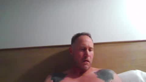 amandandhisgirl online show from December 14, 3:06 am