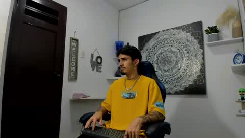 Yeison online show from April 29, 3:22 am