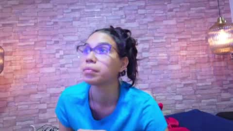 nextdoor_fantasy online show from April 28, 3:11 am