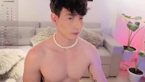   online show from November 7, 11:51 pm