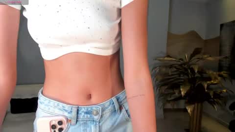 Call me Nia  online show from April 10, 6:30 am