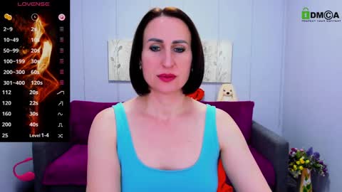 niasmithh online show from March 1, 1:07 pm