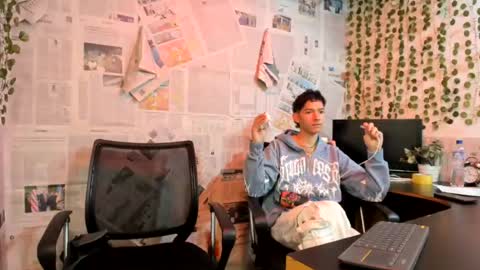 nice_boys11 online show from July 10, 1:38 pm