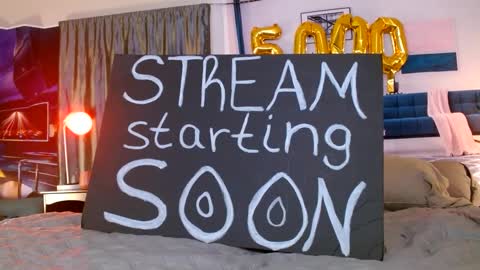 NICE AND SAVVY online show from October 5, 4:32 am