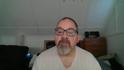 niceguy7208 online show from May 31, 10:33 pm
