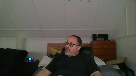 niceguy7208 online show from May 26, 5:02 am