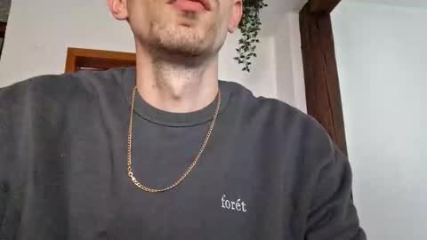 nick194207 online show from November 4, 3:24 pm