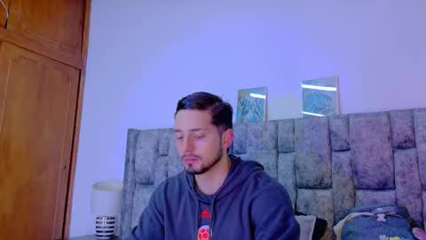 nick_moss_ online show from February 27, 11:03 am