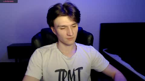 Nick online show from April 26, 9:23 pm