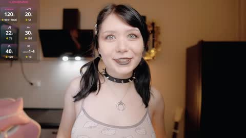 nickari_x online show from April 4, 5:47 am