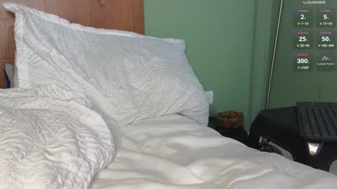 Nicolas              online show from February 22, 3:43 am