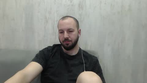 Julian online show from March 6, 12:09 am