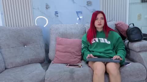 nicky_as online show from April 21, 1:18 pm