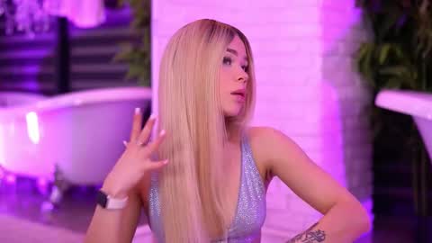 Nicky online show from February 15, 7:12 pm