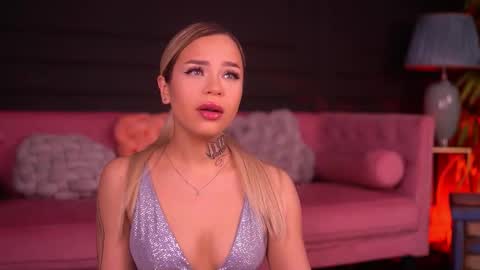 Nicky online show from January 8, 7:31 pm