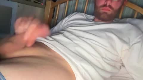 nickyj1122 online show from August 5, 4:42 am