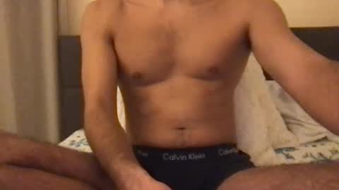 nickyrscott online show from February 1, 9:32 am