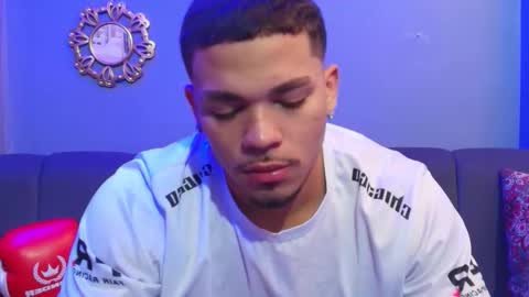 nico_blaze7 online show from February 24, 12:41 pm