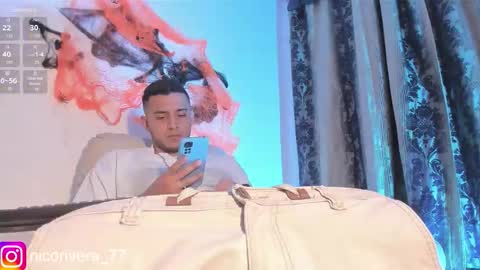 Nicolas online show from November 1, 11:15 pm