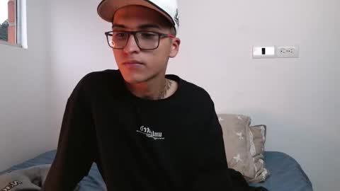 nico_viper_1 online show from January 15, 9:34 pm