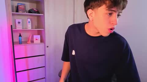 Nicolas online show from September 22, 7:07 pm