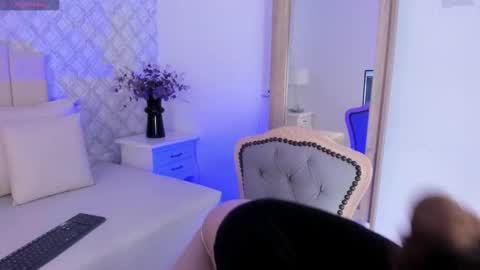 Nicol online show from January 9, 12:44 pm