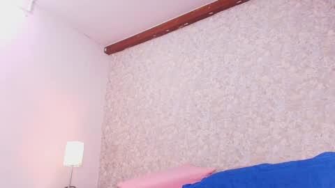 Nicol online show from September 17, 7:17 pm