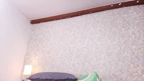 Nicol online show from October 7, 8:05 pm