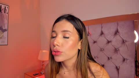 Nicol  online show from January 3, 12:43 am