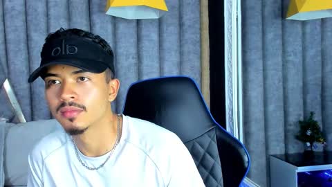 Nicolai online show from January 6, 7:07 pm