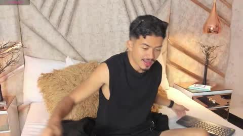 Nicolai online show from January 11, 1:28 pm