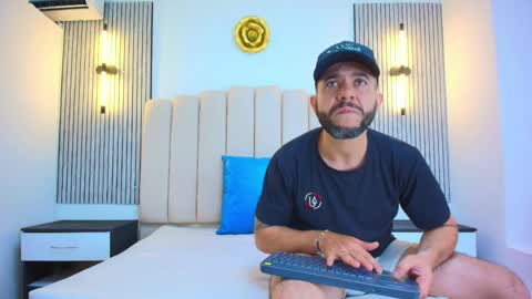 NICOLAS online show from May 15, 1:40 pm