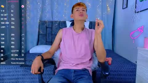 nicolastorres__ online show from April 22, 2:52 am