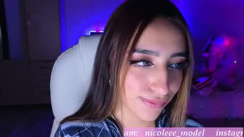 Nicole online show from November 5, 5:09 am