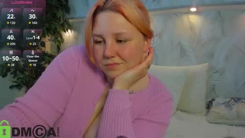 Nicole online show from September 17, 2:37 am